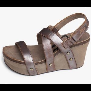NEW!! OTBT Women's Sail Wedge Sandals Sz 9.5